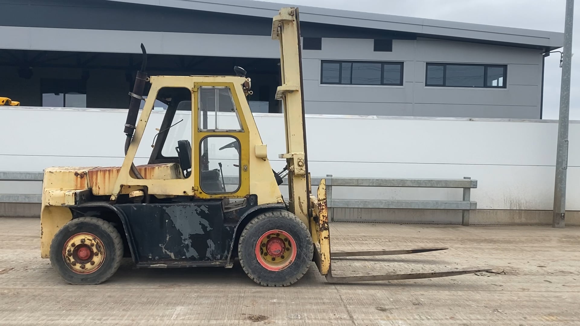 Coventry Climax 120A990 Diesel Forklift Leeds September 22 on Vimeo