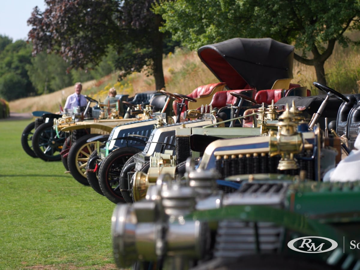 Join us for a drive in Bentleys incredible 8Litre ahead of its sale at Cliveden House 2024