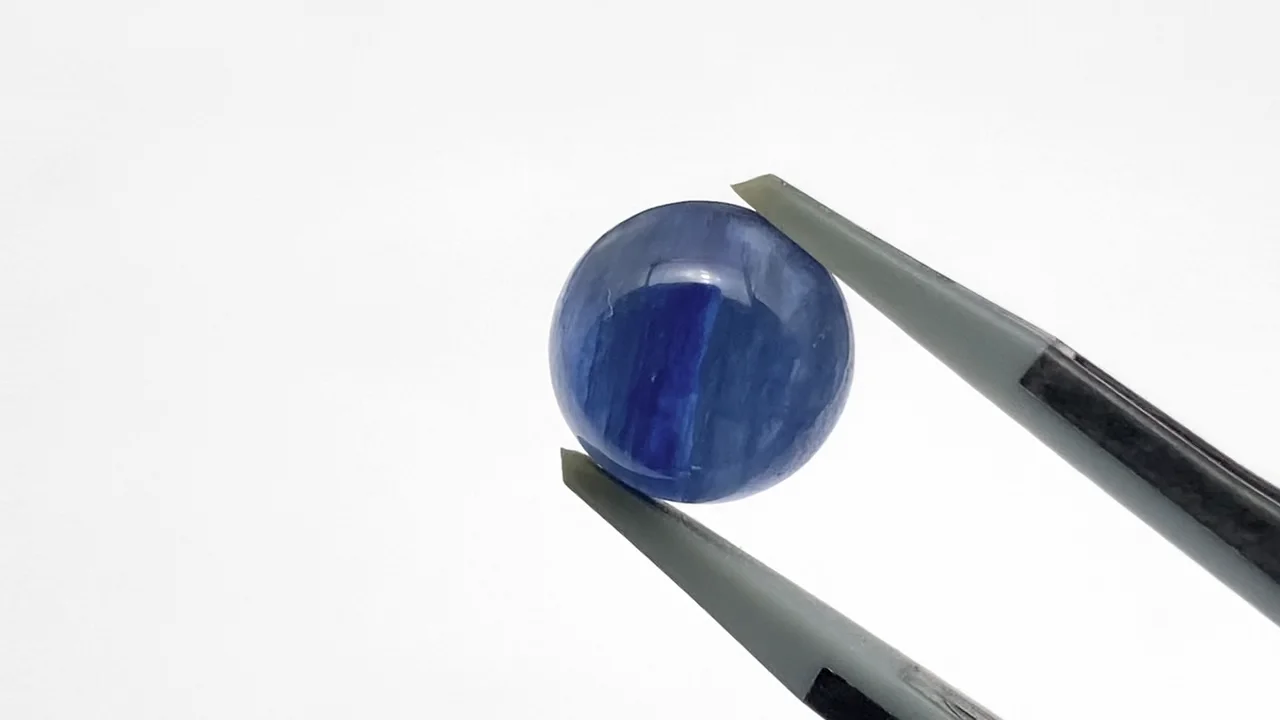 カイヤナイト ラウンド カボション10×10mm 1個｜天然石ビーズの