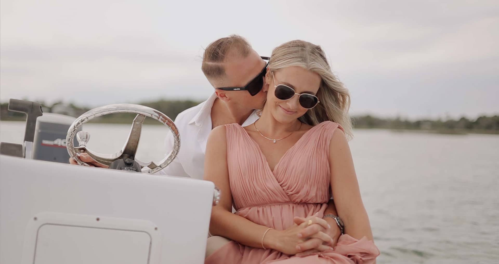 Nikki + Dan Figure Eight Island Yacht Club North Carolina on Vimeo