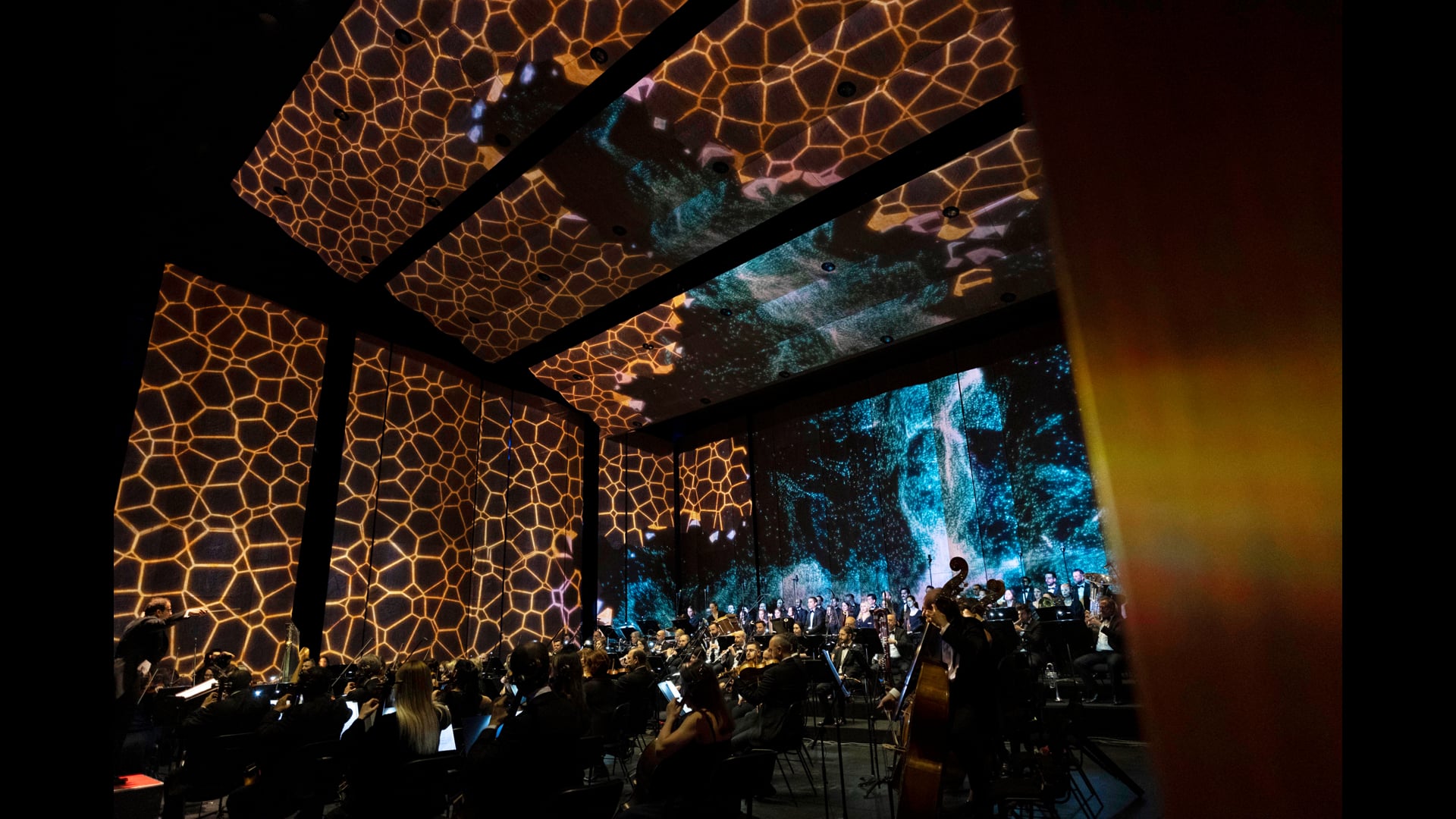 When Symphony Meets Digital Arts