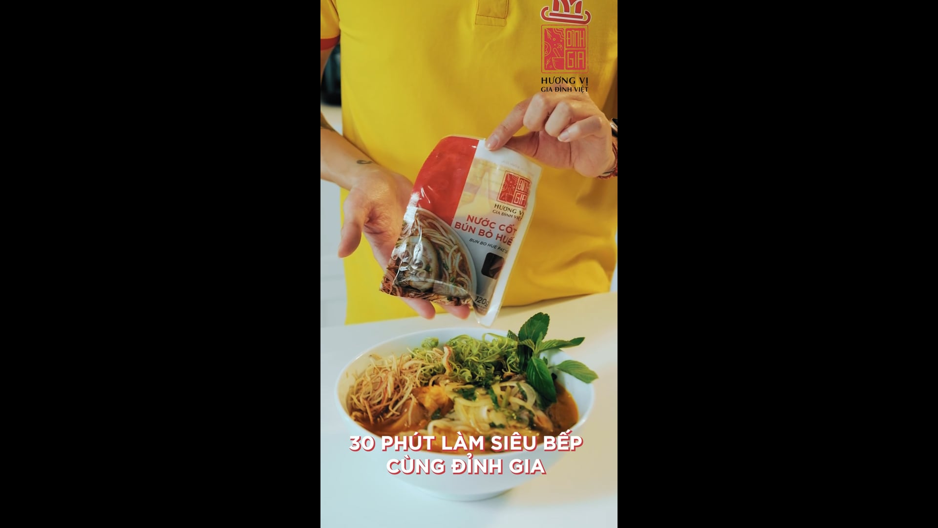 ĐỈNH GIA | 30S COOKING TUTORIAL TIKTOK VIDEO SERIES | BÚN BÒ HUẾ