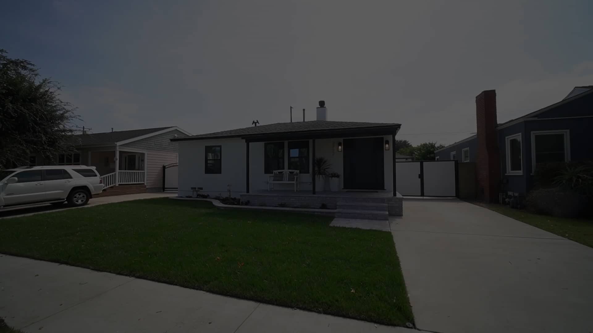 3722 North Charlemagne Avenue on Vimeo