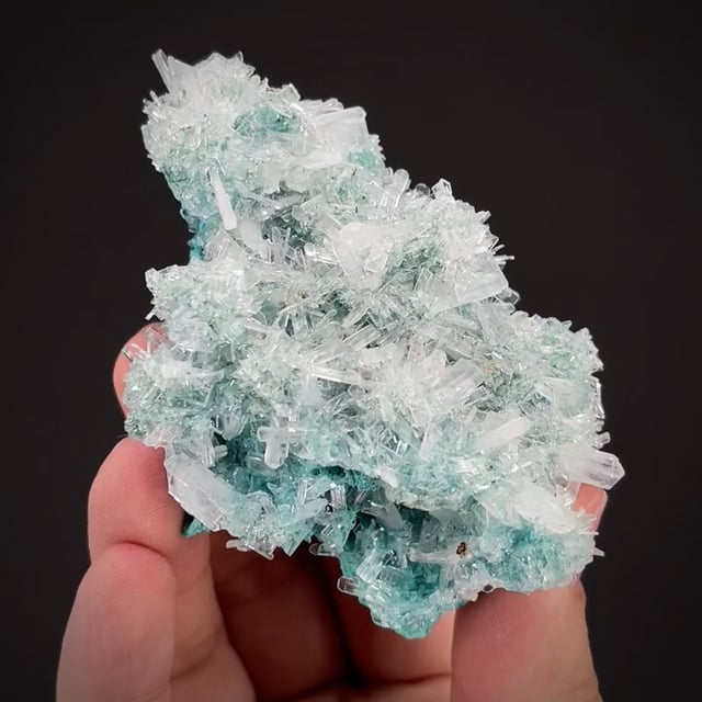 Hemimorphite on Rosasite (Hunt Coll.)