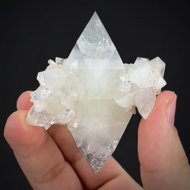 Fluorapophyllite-(K) (Currier Coll.)