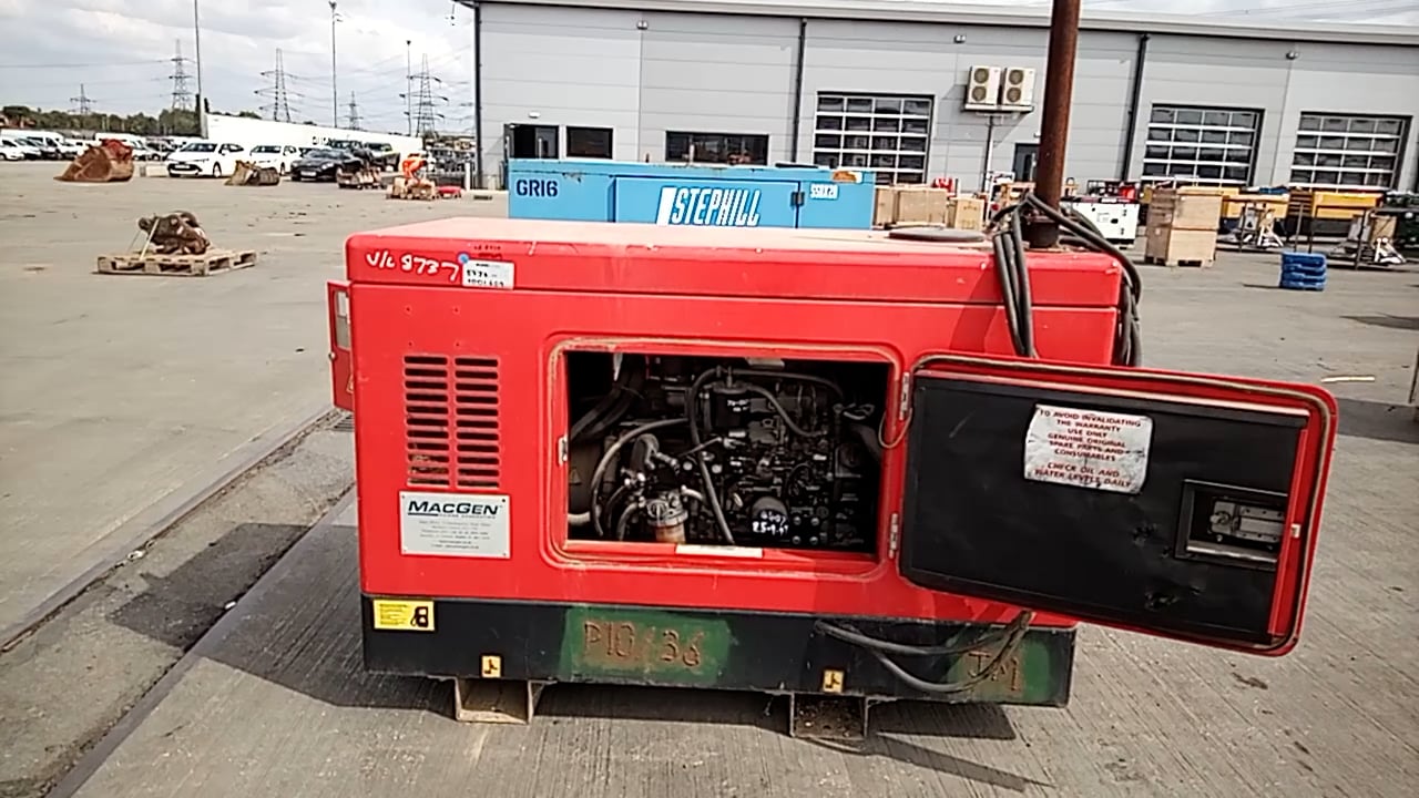Macgen HYW-13 M5 INS Generator - Leeds August 22 on Vimeo