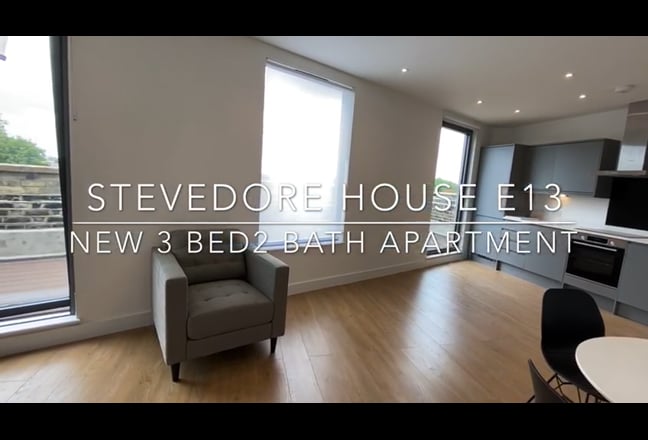 Double Room - Modern 3rd Floor Apt - Video in ad Main Photo
