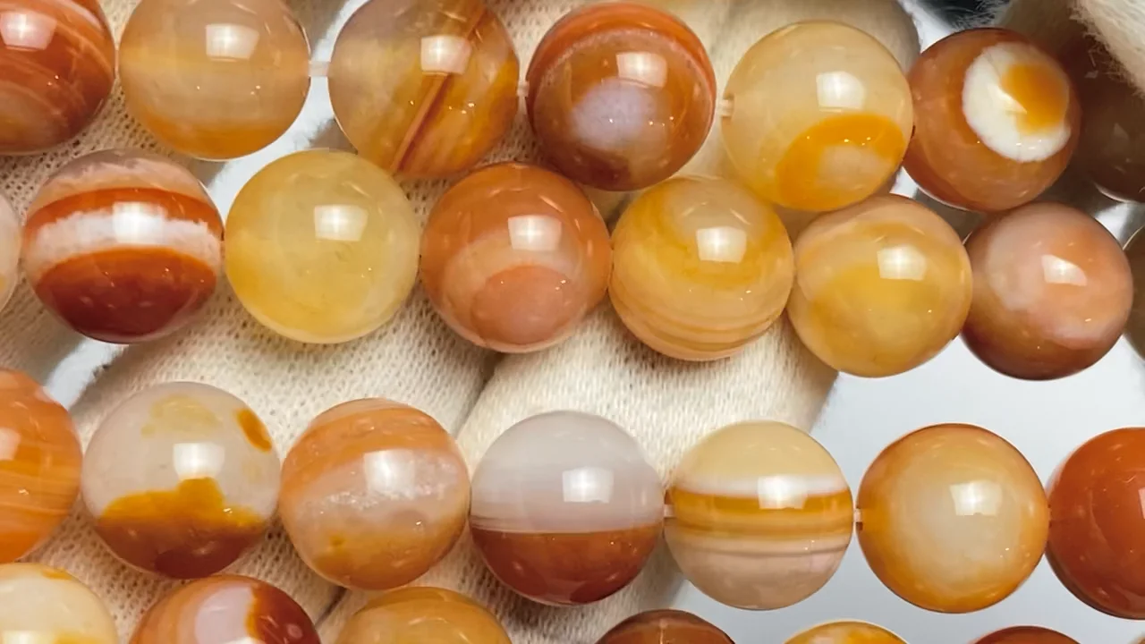 AE8229 天然石 カーネリアン パーム 握り石 台座付き ⭐️1904