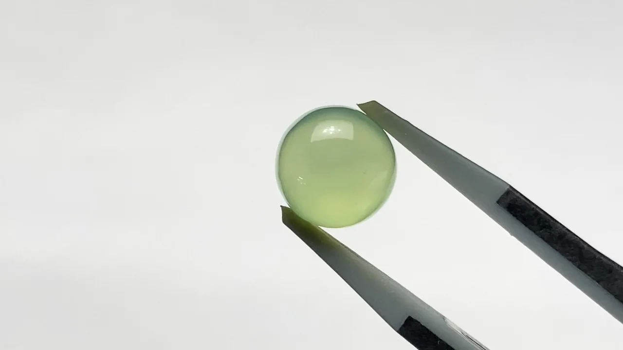 アップルグリーンカルセドニー ラウンド カボション8×8mm 3個｜天然石