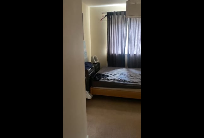 Furnished double room with own bathroom available  Main Photo