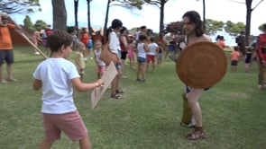 Familiària omple els jardins d'Empúries