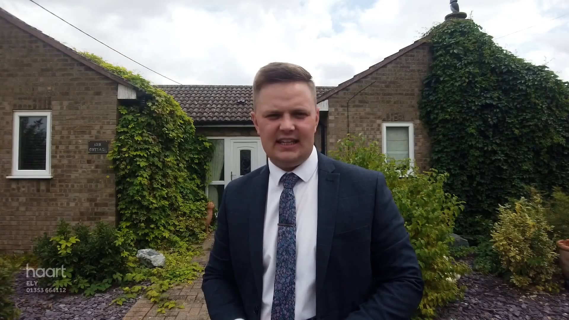 Quick Sneak Peek of New Road, Ely, 4 bedroom Bungalow For Sale from