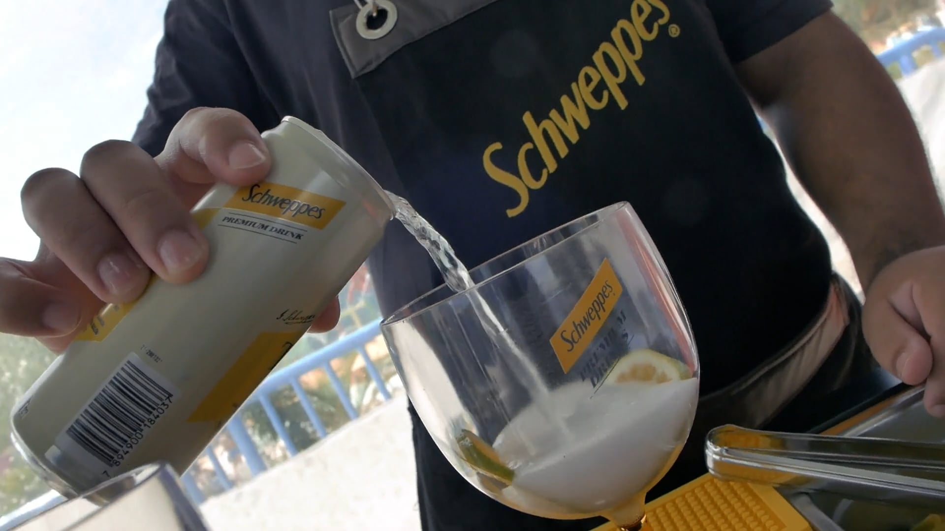 Promo Schweppes