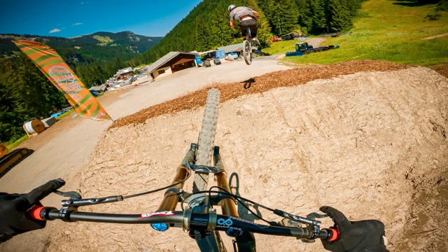 Slopestyle bike deals for trail riding