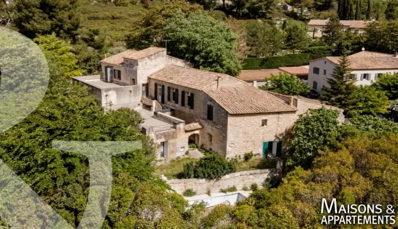 LES BAUXDEPROVENCE MAISON A VENDRE 3 498 000 € 613 m² 7 pièce