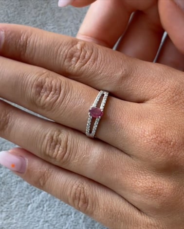 Video: 925 Silver Ruby Diamonds Ring
