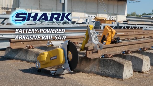 Battery powered abrasive rail saw SHARK Geismar