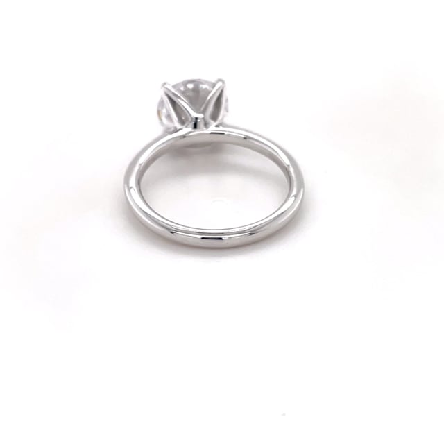 2.50 quilates anillo solitario en oro blanco con diamante redondo
