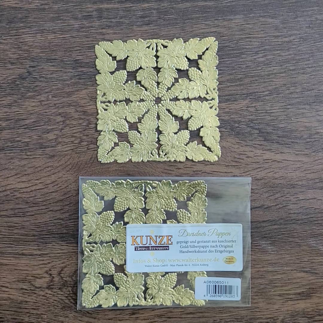 06006501 Zierecke 8er Set aus Dresdner Pappe on Vimeo