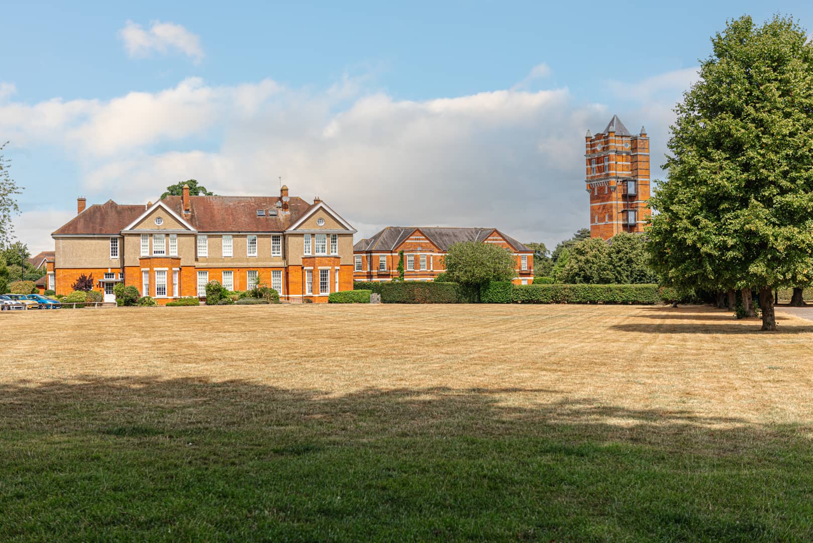 Hedgefield Villas, Cayton Road, Coulsdon Ralph James on Vimeo