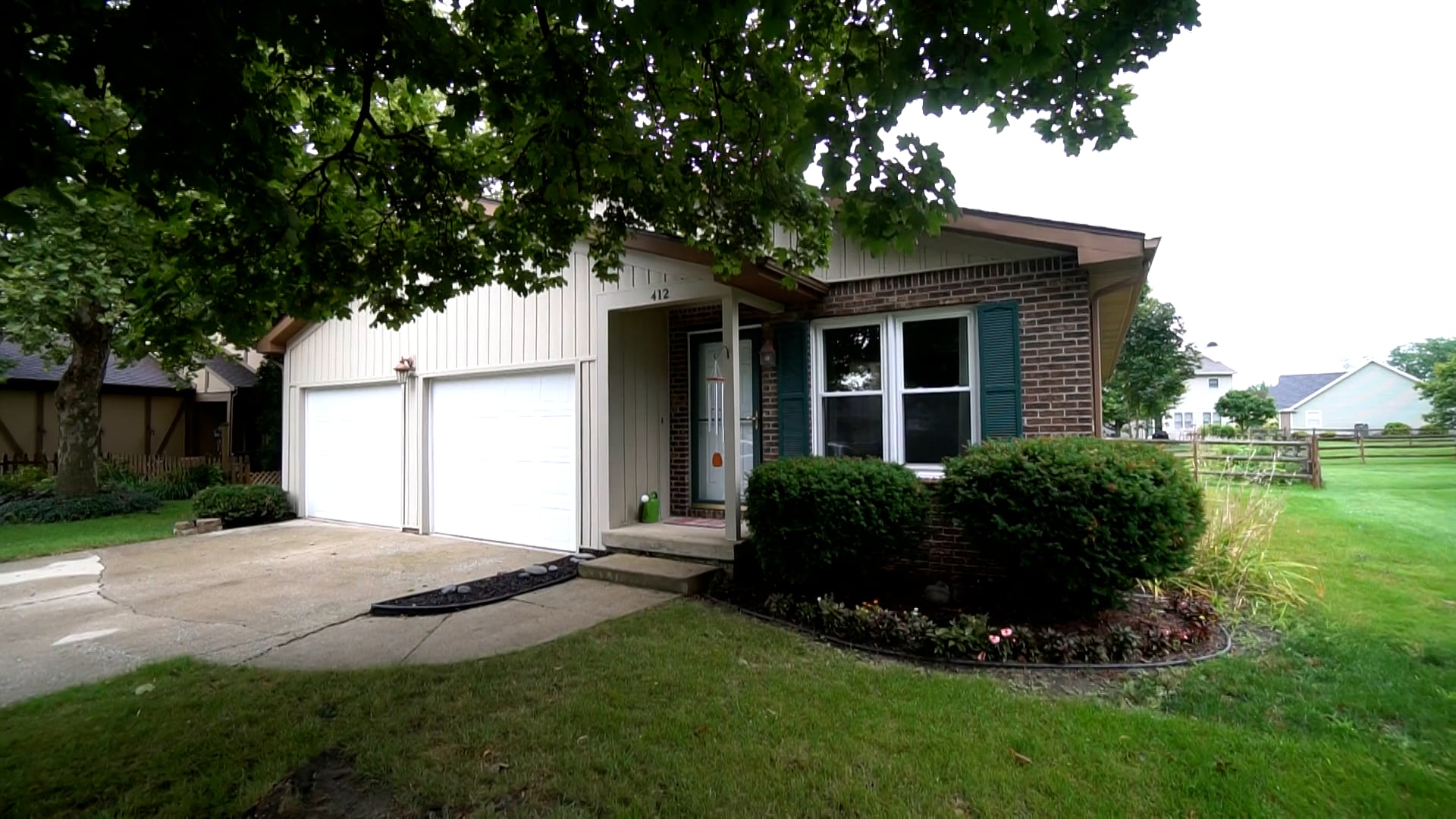 412 Cedar Lane Bowling Green OH 43402 on Vimeo