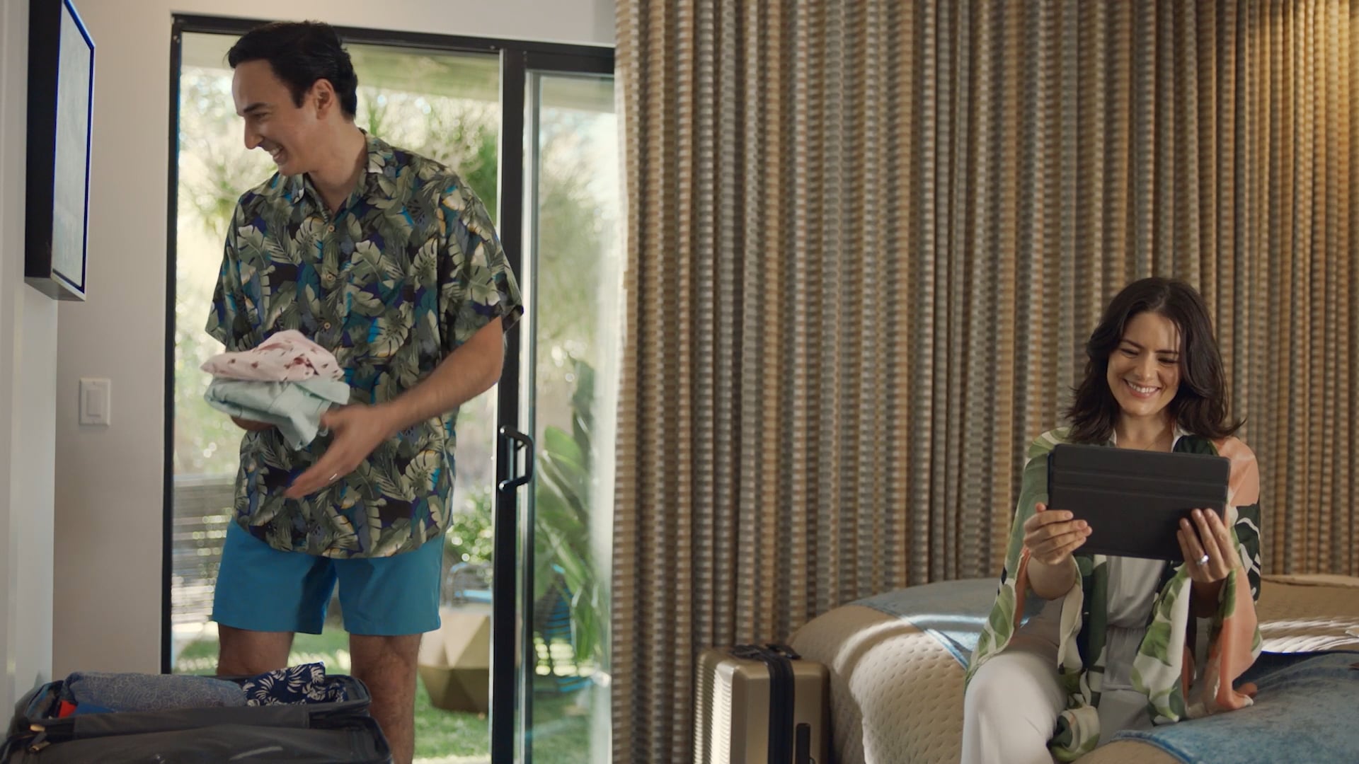 AT&T Babysitter (click CC for subtitles).mp4