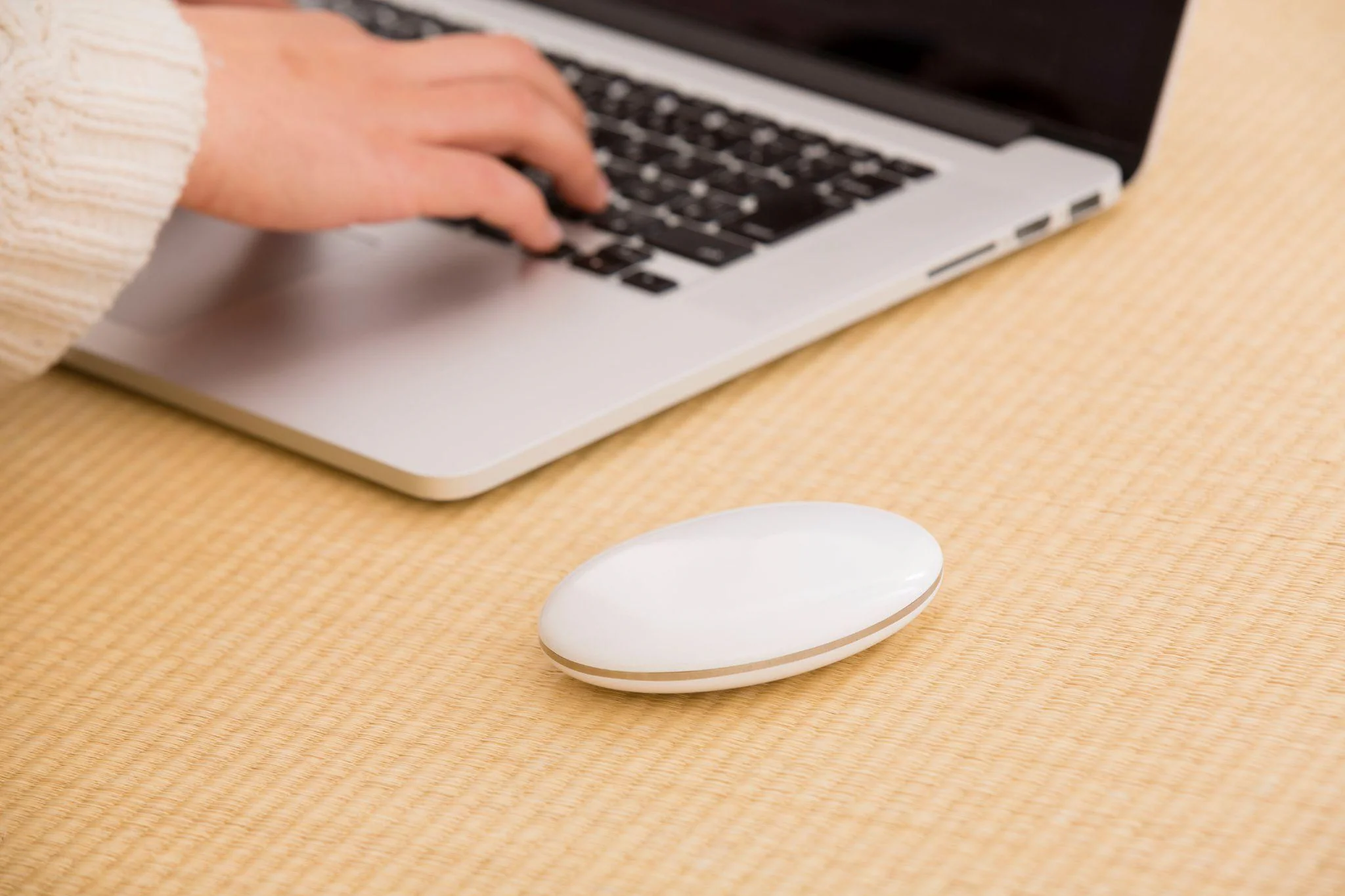 ロゴストロン最新機種「Holo（ホロ）」 | 現実創造に必要な