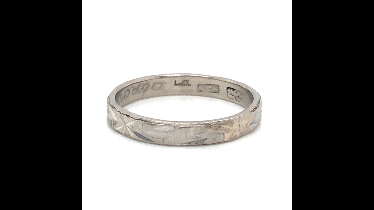 Art Deco Hand Engraved Wedding Band in Platinum – Filigree Jewelers