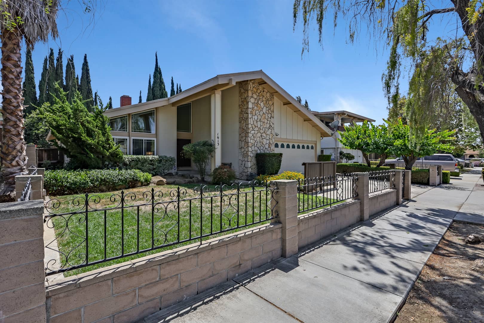 mls 1613 Peachwood Drive, San Jose, CA 95132 on Vimeo