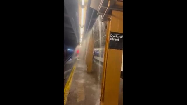 Maltempo New York: allagata la metropolitana | VIDEO