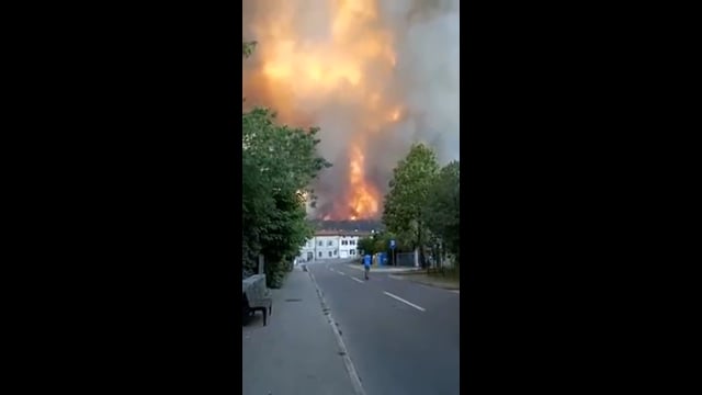 Enorme incendio sul Carso: le spaventose immagini dalla Slovenia