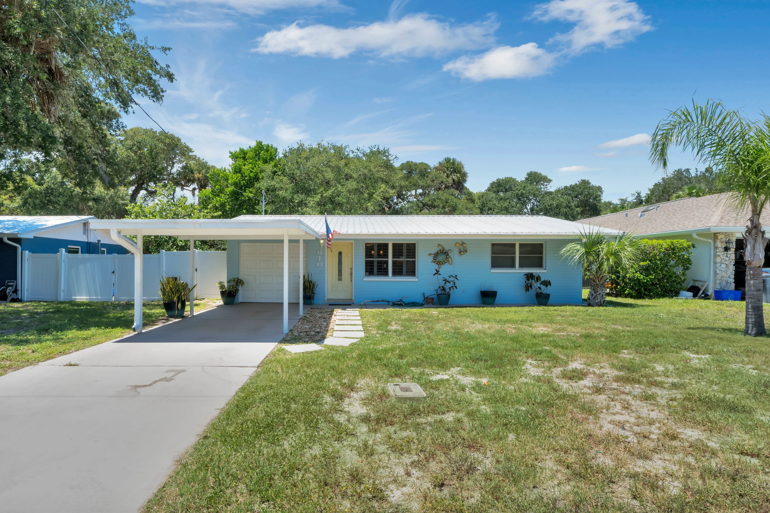 610 Yupon Avenue, New Smyrna Beach, FL 32169