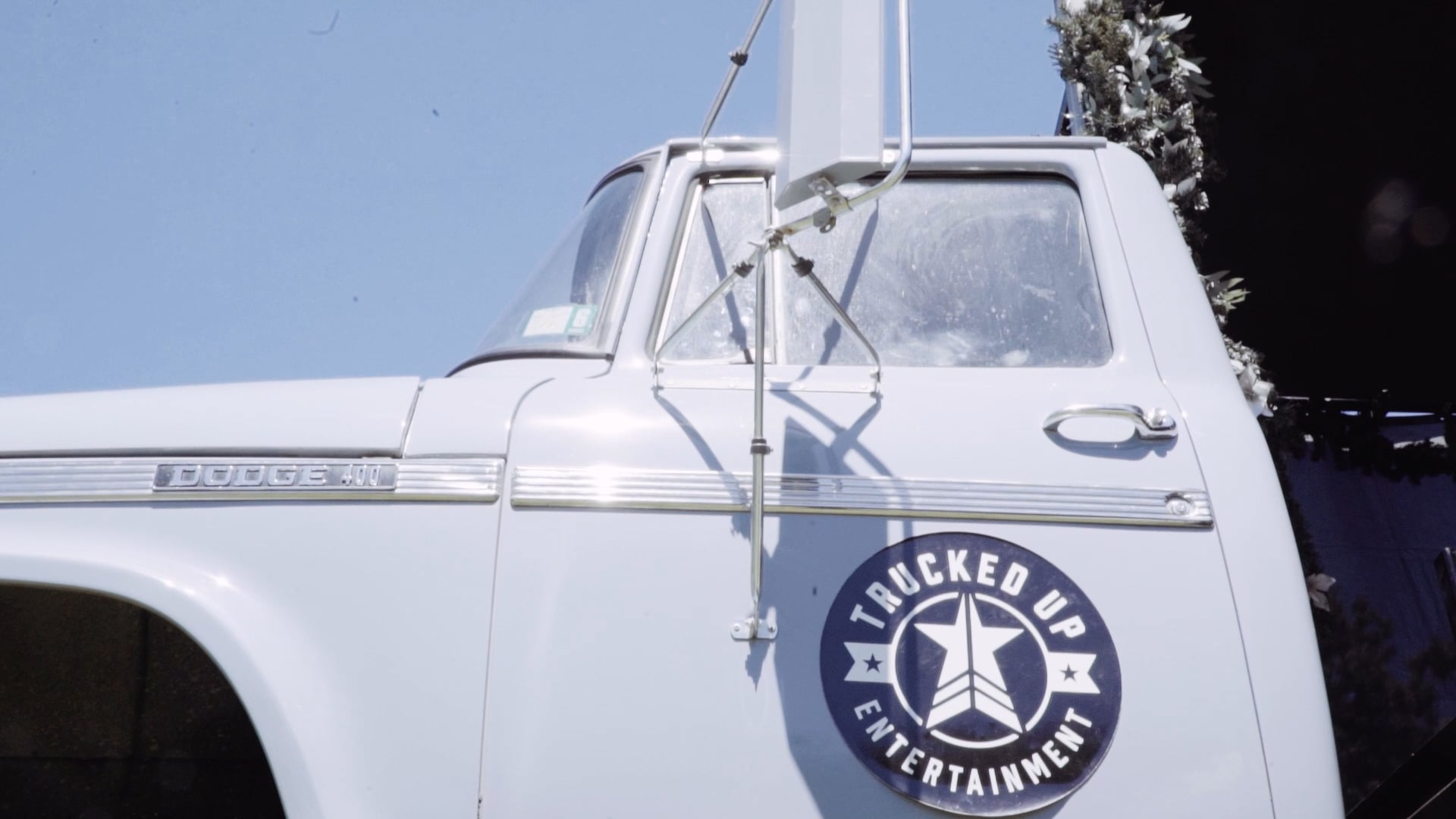 Trucked Up Entertainment_Mobile Stage and Production