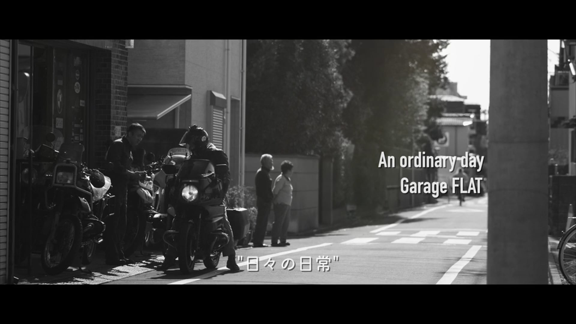 Garage FLAT "An ordinary day"