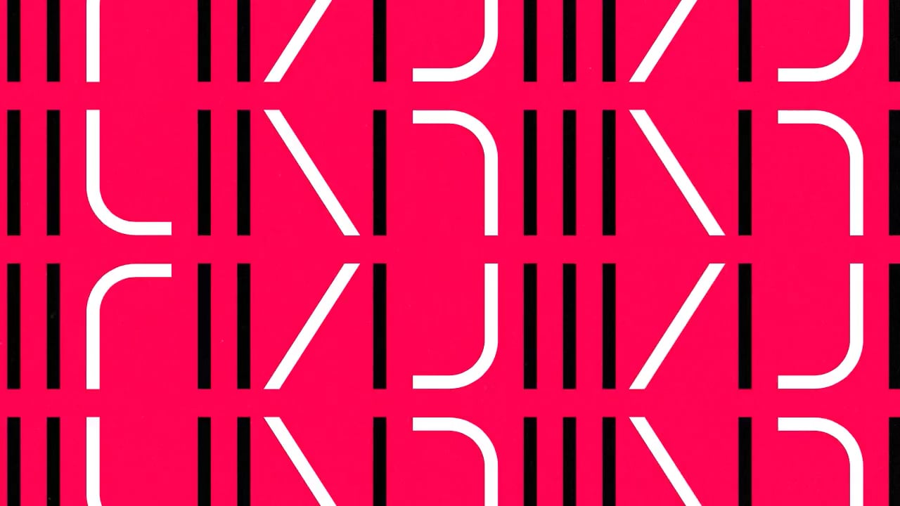 UNOBVIOUS - a non-box agency _ Locutora Dani Zan