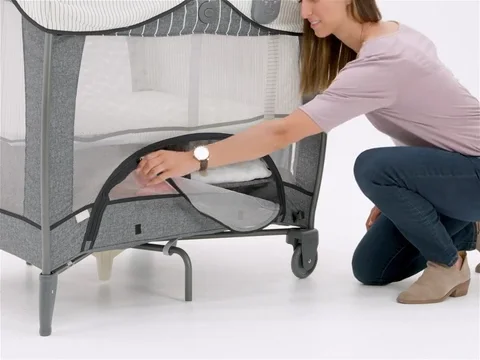 French Graco Contour Prestige Marketing on Vimeo