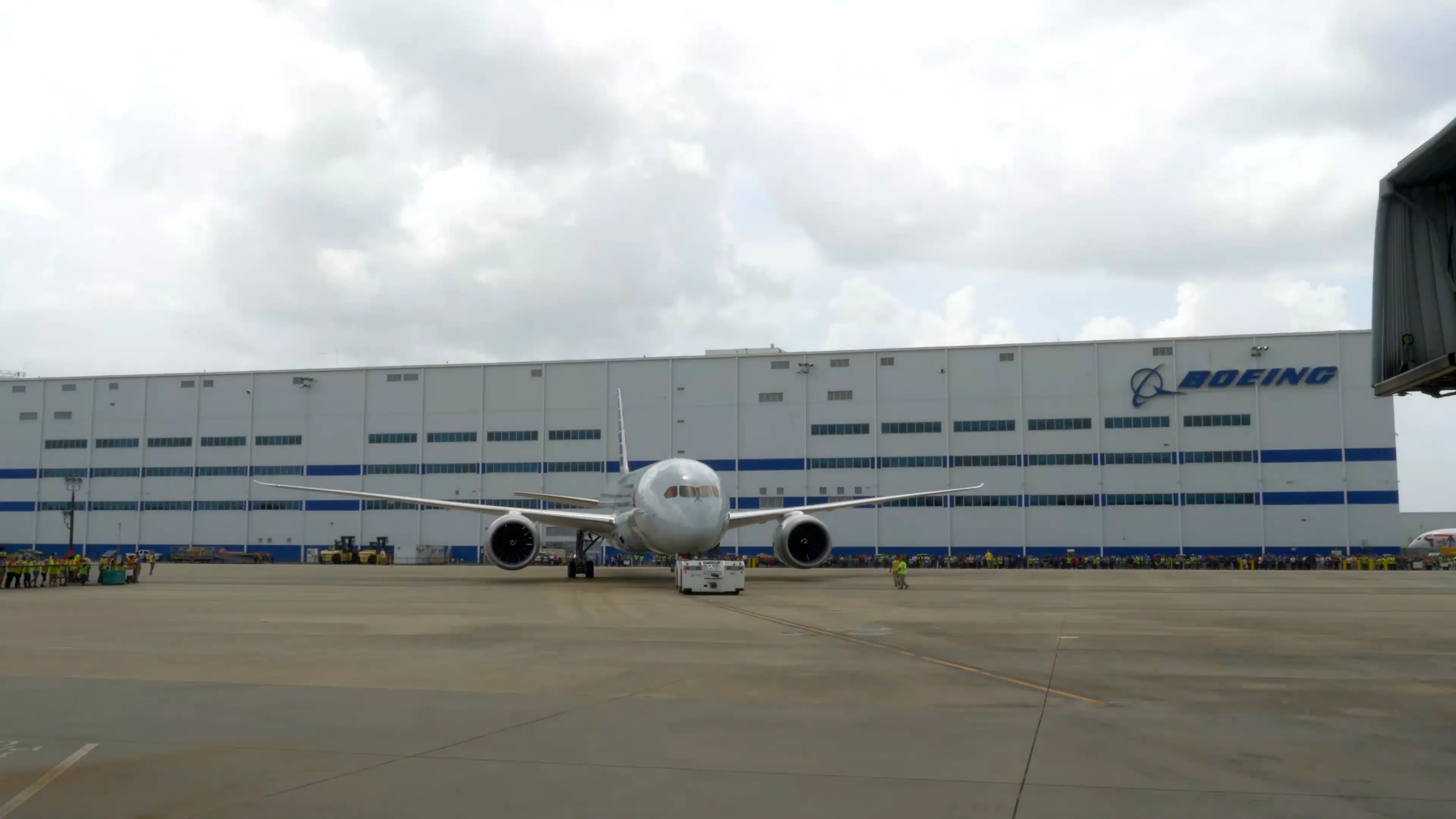 American Airlines 787-8 Delivery B-Roll