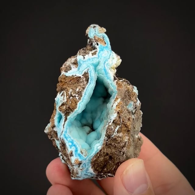 Smithsonite "pocket" (fine color - classic locale) Sherburn Coll.