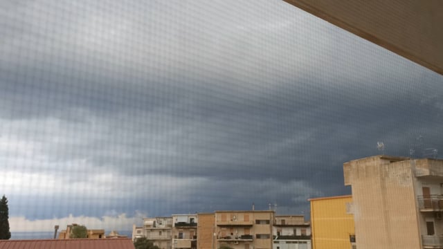 Forte temporale a Reggio Calabria, fulmini e piogge torrenziali