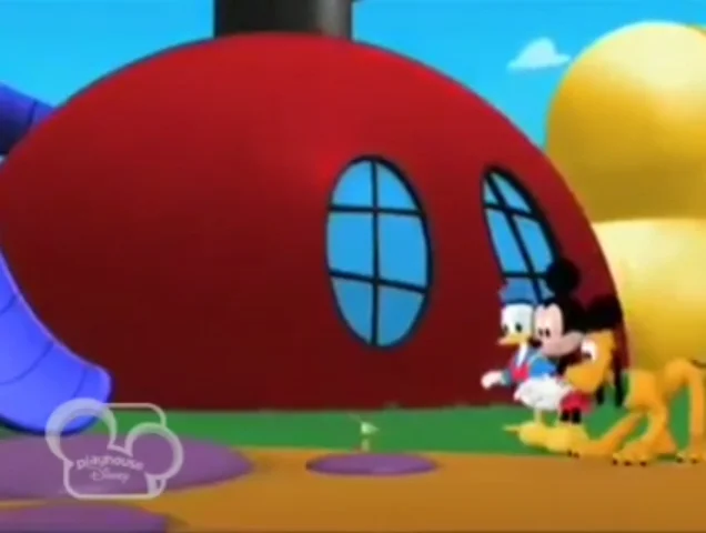 Mickey Mouse Clubhouse (Mickey's Adventures in Wonderland