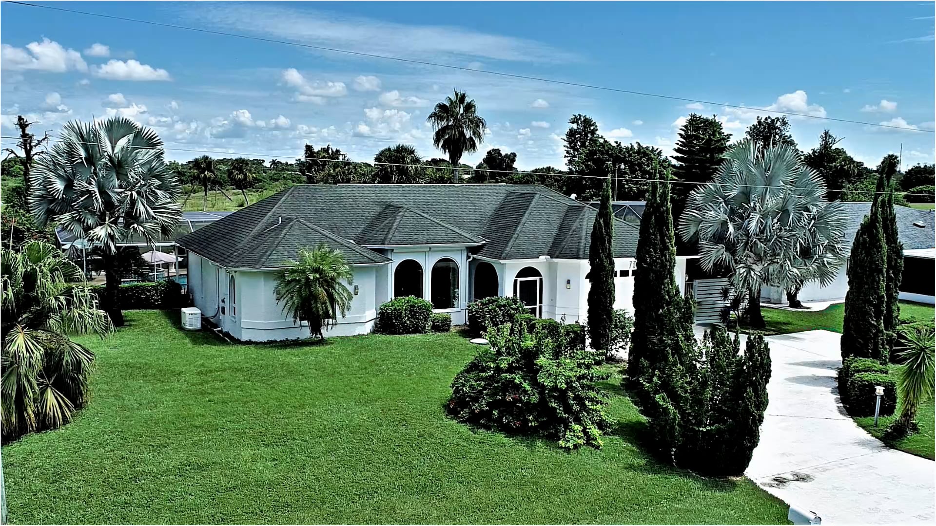 733 MIRROR LAKES DR LEHIGH ACRES FL 2 on Vimeo