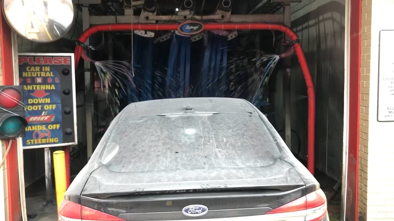 Anna's Marketplace and Car wash