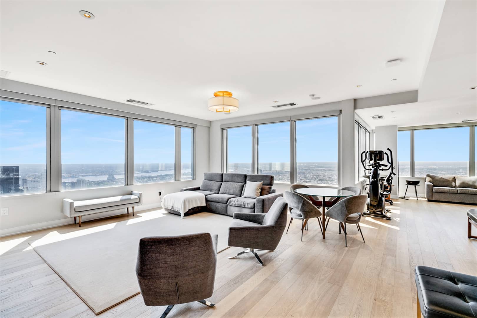 The Residences at Two Liberty Place Philadelphia, PA 19102 on Vimeo