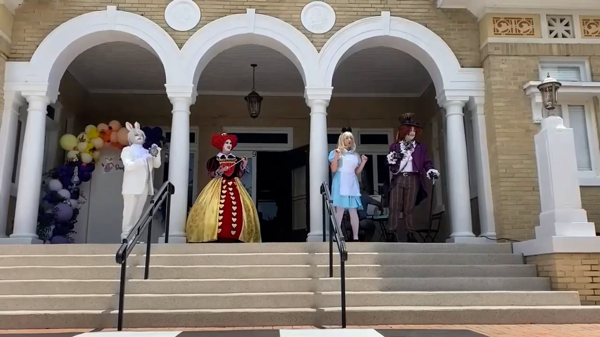 Alice in Wonderland Characters.mp4