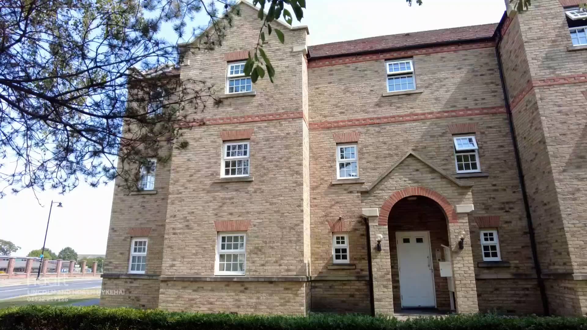 Virtual Viewing of Warren Lane, Witham St Hughs, 2 bedroom Flat