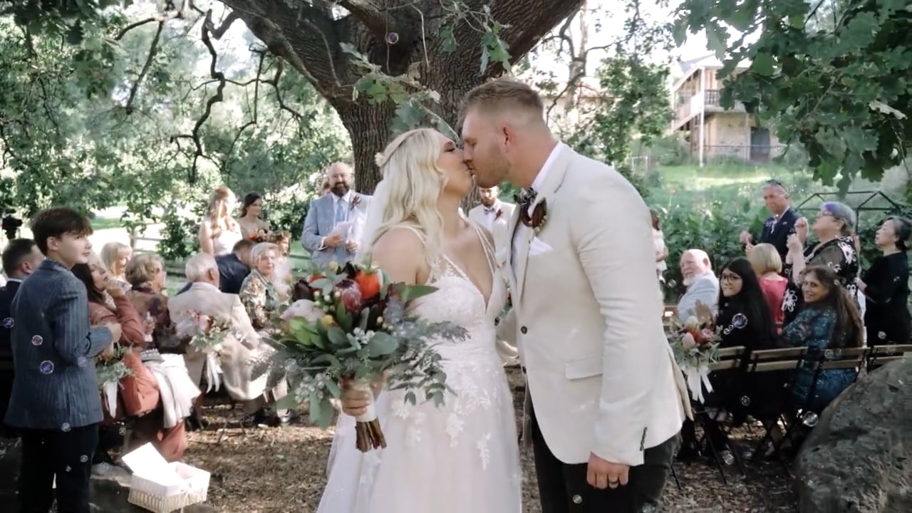 Collingwood Children's Farm Wedding Video, Melbourne - Erika and Jack