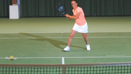 Tennis vrouw - Decathlon B2S - video