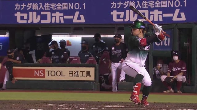【6回裏】すぐさま反撃!! イーグルス・鈴木大地 ライトへのタイムリーヒットで1点差に!! 2022年8月20日 東北楽天ゴールデンイーグルス 対 千葉ロッテマリーンズ