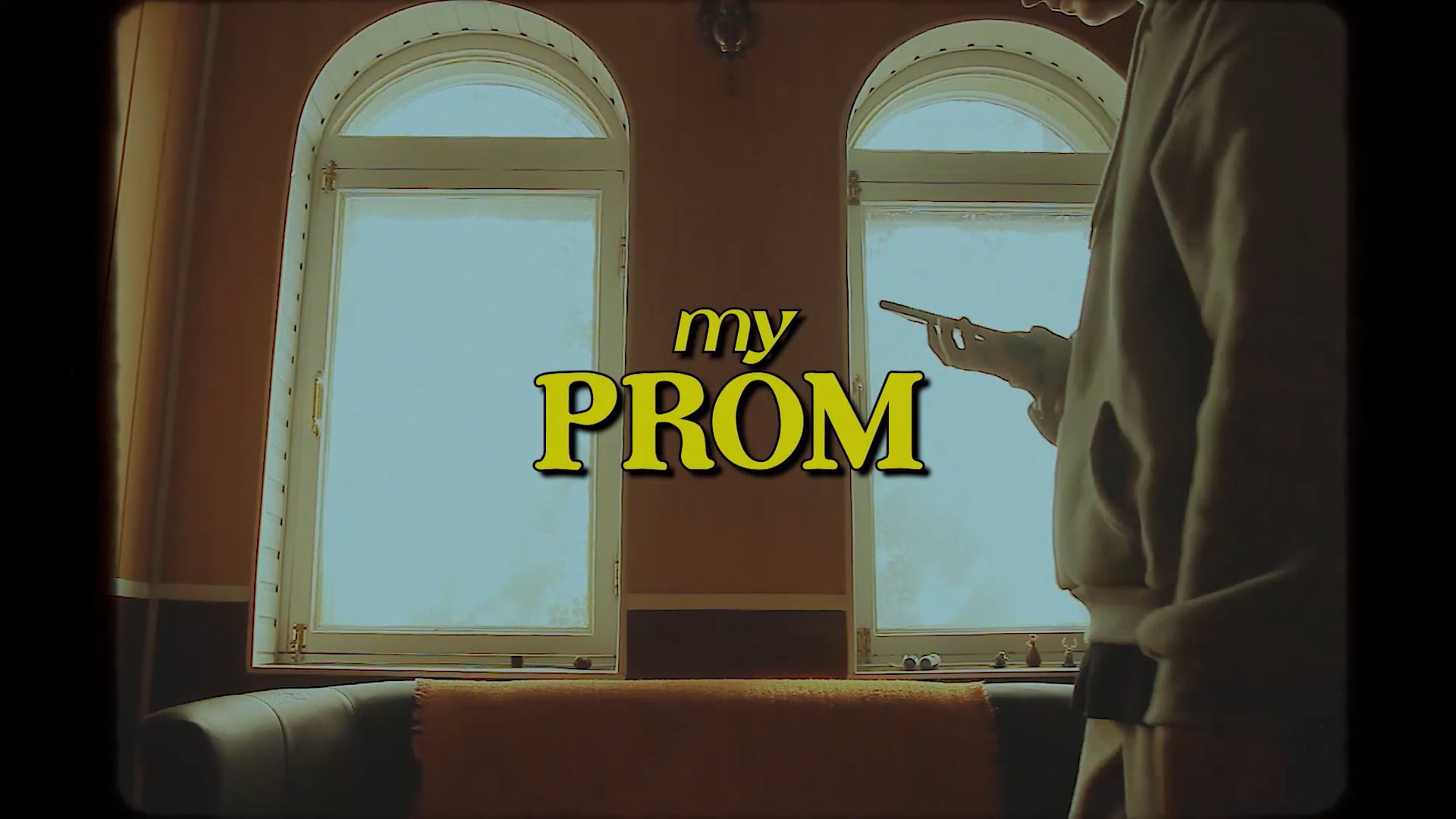 My prom. (short film)