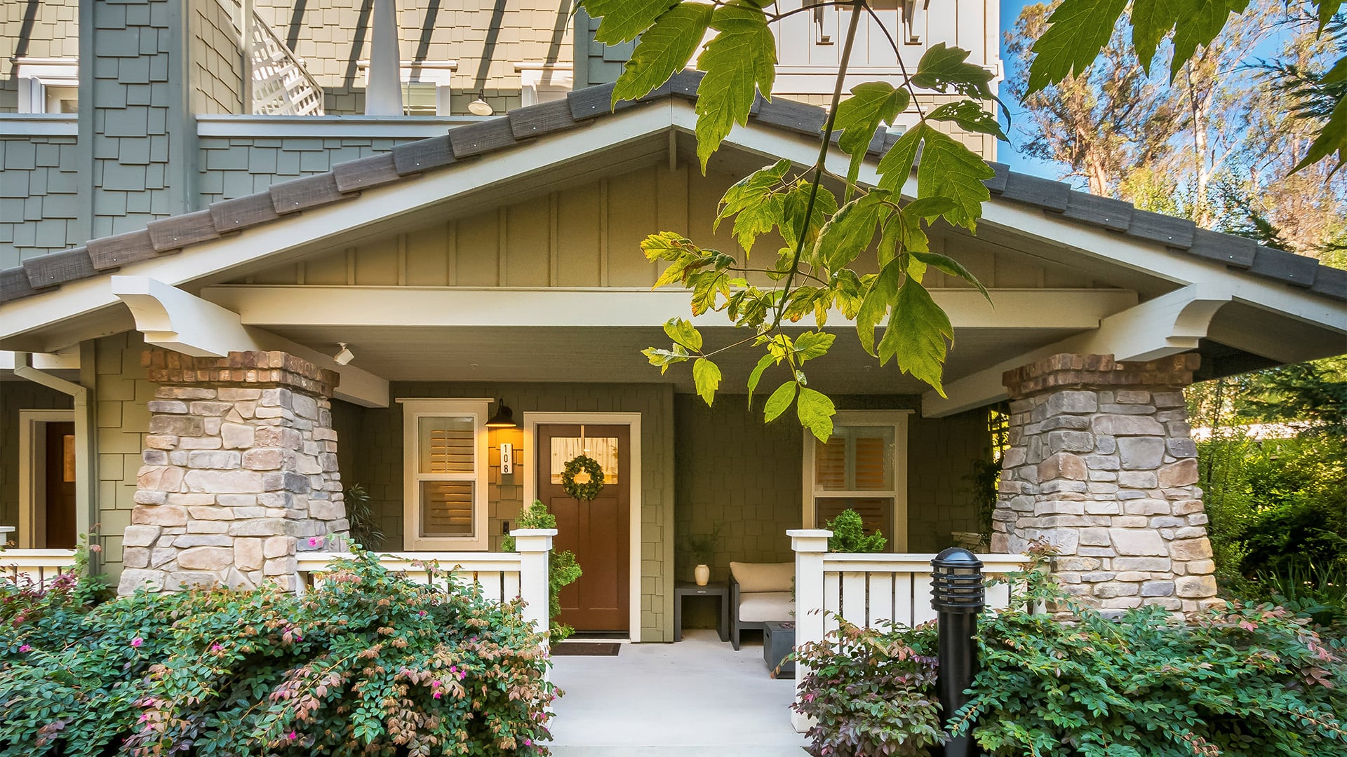 1425 Casa Buena Dr 108 on Vimeo